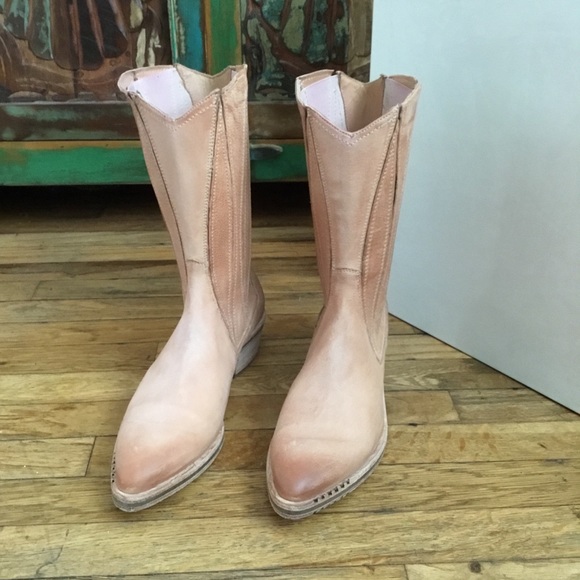 NIB Caria Italian Leather boots - Picture 4 of 14